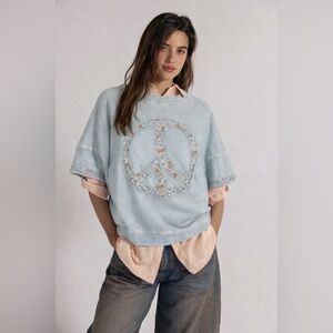 Easel Mineral Wash Peace Sign Floral Patch Oversized Top S